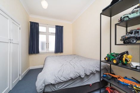 Photo of property in 8 Russell Street, Palmerston North, 4414