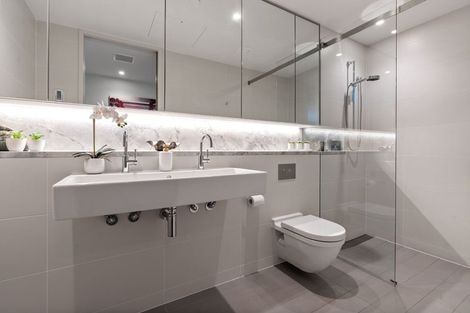 Photo of property in Clyde Quay Wharf, 3b/2 Clyde Quay Wharf, Te Aro, Wellington, 6011