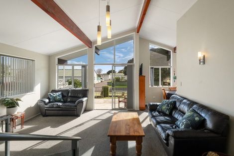 Photo of property in 5 West Crescent, Te Puru, Thames, 3575