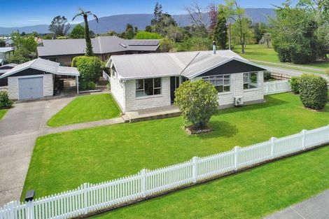 Photo of property in 11 Ballance Street, Westport, 7825