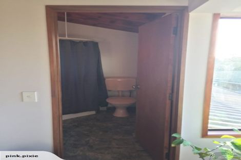Photo of property in 86 Waimumu Road, Massey, Auckland, 0614