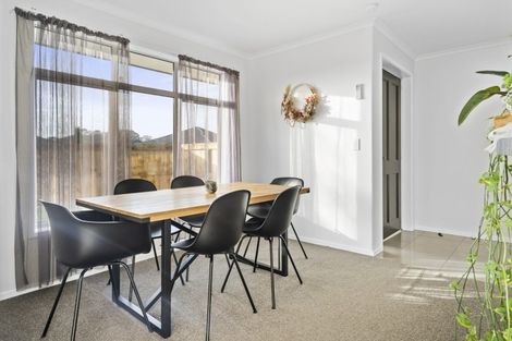 Photo of property in 4 Southbrook Close, Glenview, Hamilton, 3206