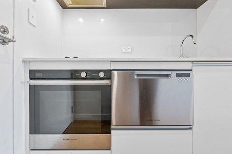 Photo of property in Frank Sargeson Apts, 207/74 Anzac Street, Takapuna, Auckland, 0622