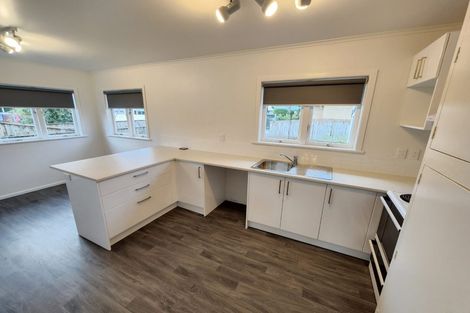 Photo of property in 41 Hill Crescent, Papakura, 2110