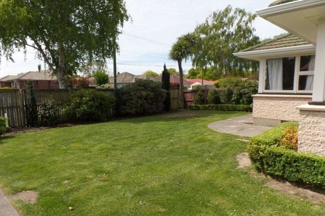 Photo of property in 25 Bevington Street, Avonhead, Christchurch, 8042