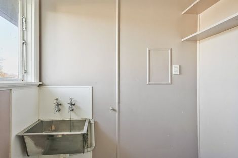 Photo of property in 6 Netley Place, Aranui, Christchurch, 8061
