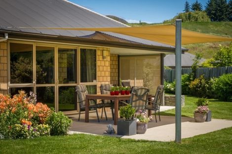 Photo of property in 12 Herries Lane, Lake Hayes, Queenstown, 9304