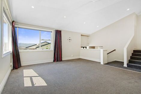 Photo of property in 150 Tirohanga Road, Tirohanga, Lower Hutt, 5010