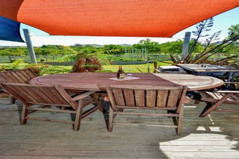 Photo of property in 17 Cemetery Road, Patutahi, Gisborne, 4072