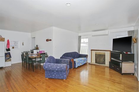 Photo of property in 11 Edinburgh Street, Tuakau, 2121