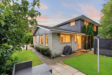 Photo of property in 2/14c Cashmere Road, Cashmere, Christchurch, 8022