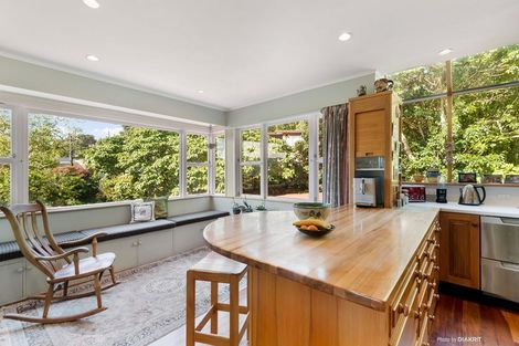 Photo of property in 135 Donald Street, Karori, Wellington, 6012