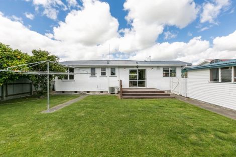 Photo of property in 19 Frickleton Street, Taradale, Napier, 4112
