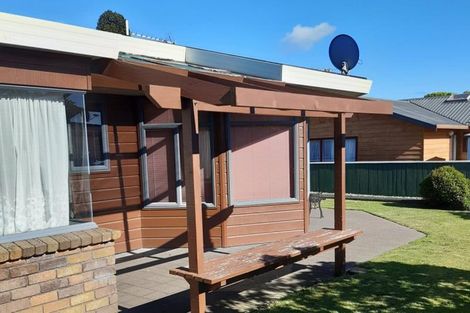 Photo of property in 1/19 Veale Road, Frankleigh Park, New Plymouth, 4310