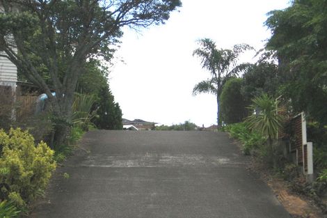Photo of property in 21 Macnay Way, Murrays Bay, Auckland, 0630