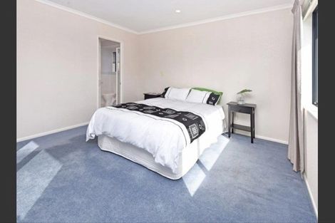 Photo of property in 23 Dairyland Drive, East Tamaki Heights, Auckland, 2016