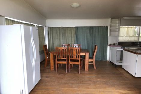 Photo of property in 64 Don Buck Road, Massey, Auckland, 0614