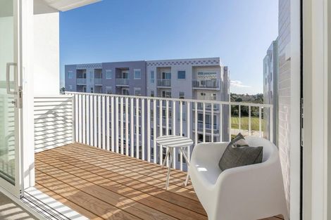 Photo of property in 27 Raukohekohe Road, Wiri, 2104