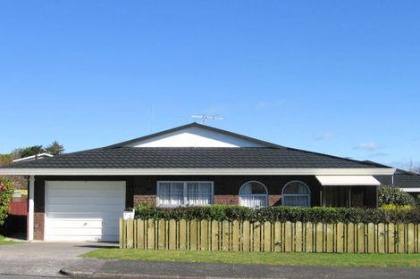 Photo of property in 1/8 Keeney Court, Papakura, 2110