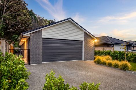 Photo of property in 44 Martingale Drive, Whitby, Porirua, 5024