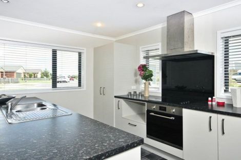 Photo of property in 24 Landmark Court, Huntington, Hamilton, 3210