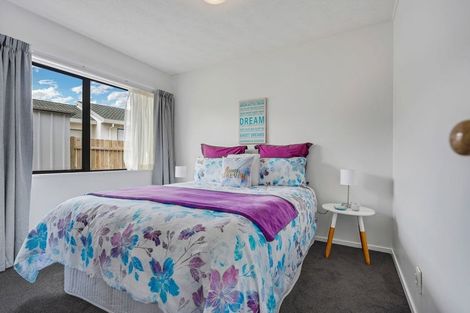 Photo of property in 25 Septimus Place, Henderson, Auckland, 0612