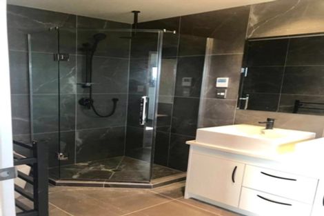 Photo of property in 30 Meritage Lane, Te Atatu South, Auckland, 0610