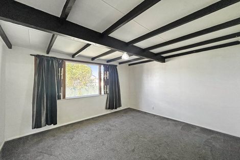 Photo of property in 16 Wood Street, Takaro, Palmerston North, 4410