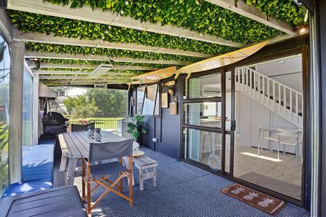 Photo of property in 1 Mount Avenue, Pauanui, Hikuai, 3579