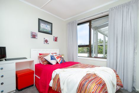 Photo of property in 4 Stafson Lane, Te Atatu Peninsula, Auckland, 0610