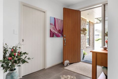 Photo of property in 52 Magellan Rise, Flagstaff, Hamilton, 3210