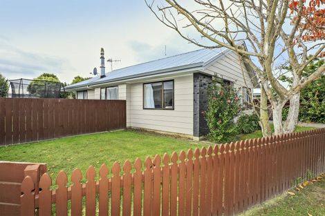 Photo of property in 44 Whiting Crescent, Greenmeadows, Napier, 4112