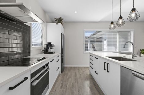 Photo of property in 5 Mckay Close, Frimley, Hastings, 4120