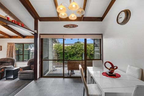 Photo of property in 17 Akepiro Place, Tawhero, Whanganui, 4501