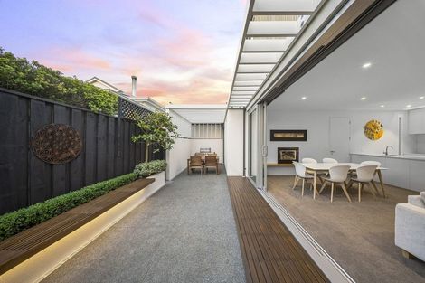 Photo of property in 45 Clissold Street, Merivale, Christchurch, 8014