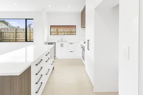 Photo of property in 15u4 Glen Lynne Avenue, Queenwood, Hamilton, 3210