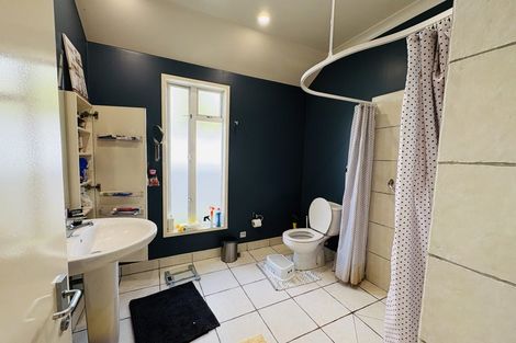 Photo of property in 6 Holly Court, Palmerston North, 4410
