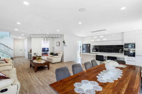 Photo of property in 6 Kahu Close, Orewa, 0931