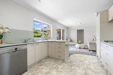 Photo of property in 20 Amherst Place, Albany, Auckland, 0632