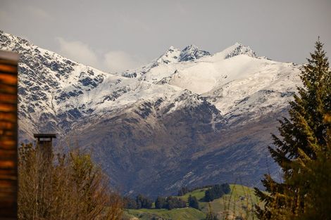 Photo of property in 259 Arrowtn-lke Hayes Road, Lake Hayes, 9371