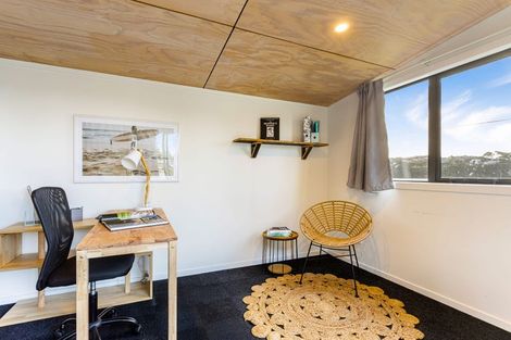 Photo of property in 12b Chapman Road, Te Atatu Peninsula, Auckland, 0610