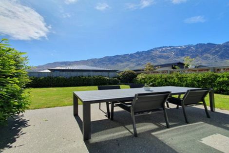Photo of property in 6 Ward Street, Jacks Point, Queenstown, 9371