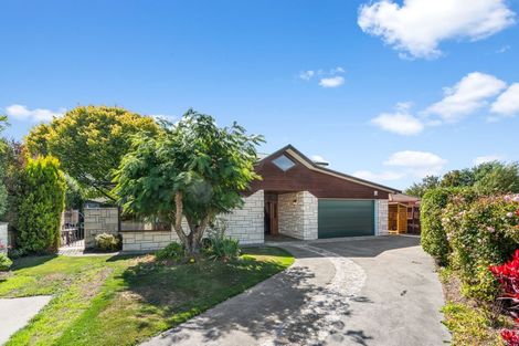 Photo of property in 18 Sunbeam Place, Halswell, Christchurch, 8025