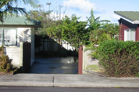Photo of property in 10 Francis Skinner Place, Orewa, 0931