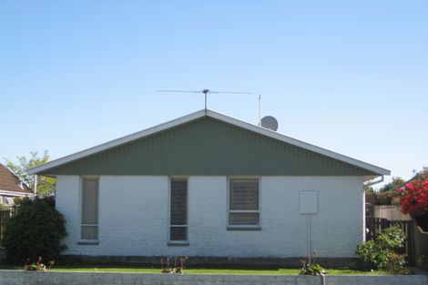 Photo of property in 59 Winters Road, Redwood, Christchurch, 8051