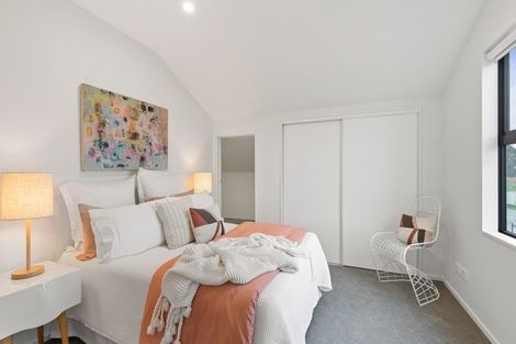 Photo of property in 42 Waituarua Drive, Takanini, 2112