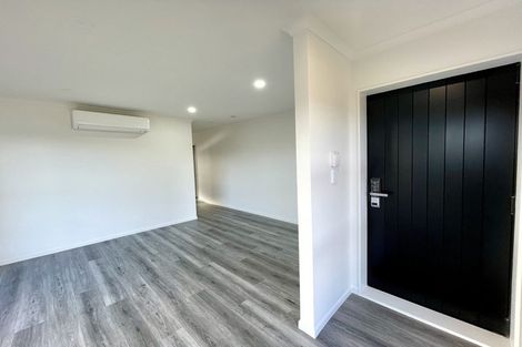 Photo of property in 65c Manuroa Road, Takanini, 2112