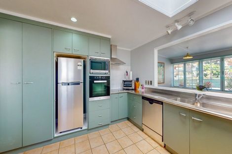 Photo of property in 102 Karaka Road, Thames, 3500