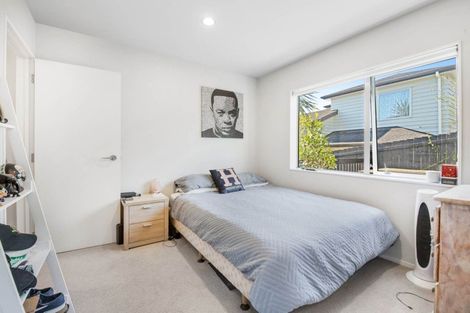 Photo of property in 69 Tamahere Drive, Glenfield, Auckland, 0629