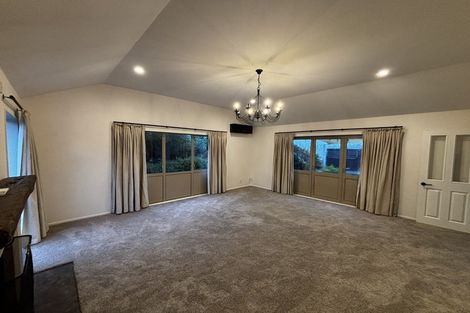 Photo of property in 361 Tukapa Street, Hurdon, New Plymouth, 4310